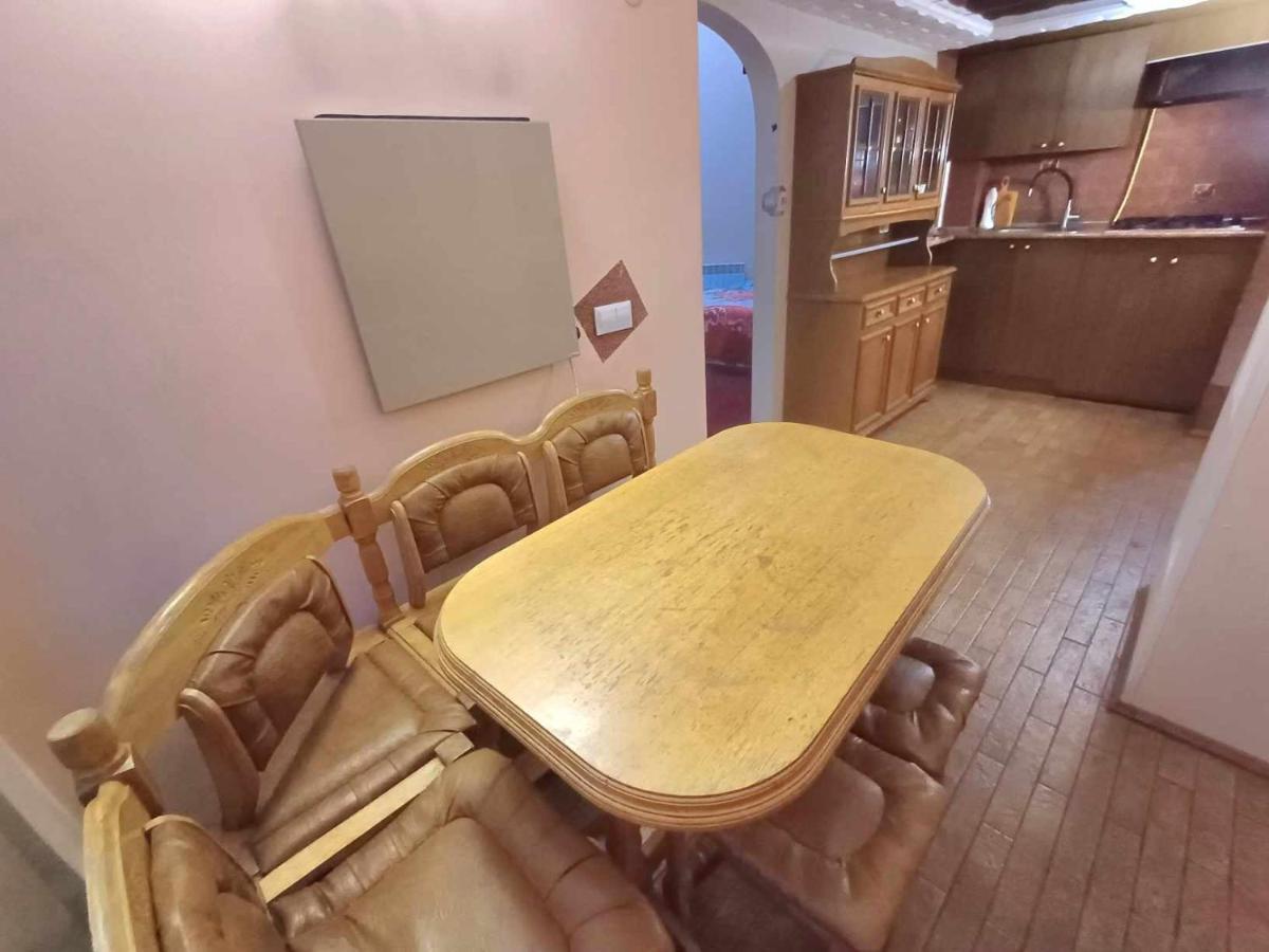 2-Х Рівнева Квартира В Центрі Університет Франка З Парковкою Lviv Eksteriør bilde