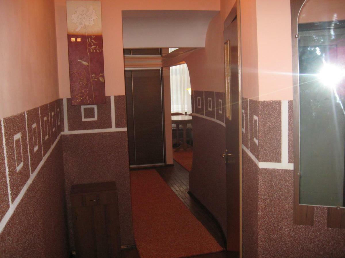 2-Х Рівнева Квартира В Центрі Університет Франка З Парковкою Lviv Eksteriør bilde